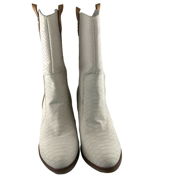 MIA Raylyn Western Boot Size 8 Ivory Snake print faux leather NWT - Picture 2 of 5